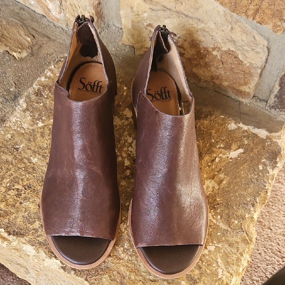 Sofft Brown Carleigh Peep Toe Heeled Shoes‎ Sz 9M